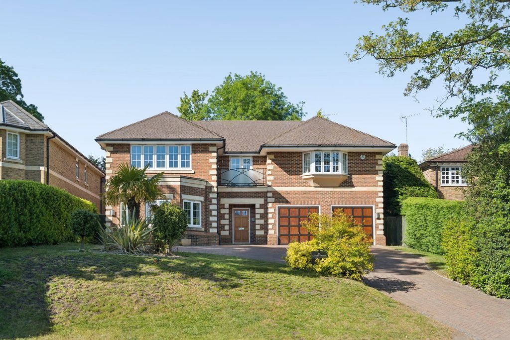 Property photo 1 of 21