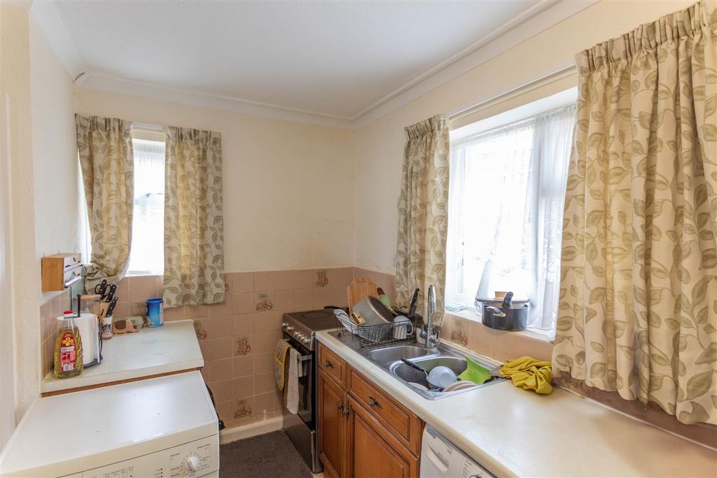 Property photo 3 of 8 Img_0695.Jpg