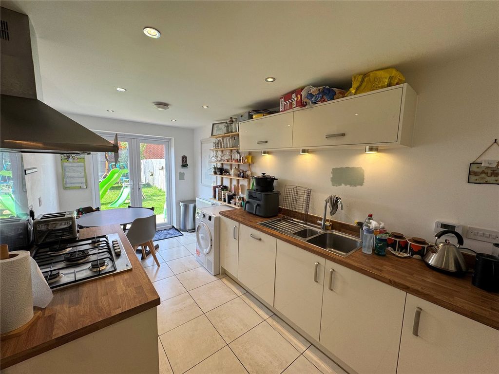 Property photo 2 of 14 Picture No. 09
