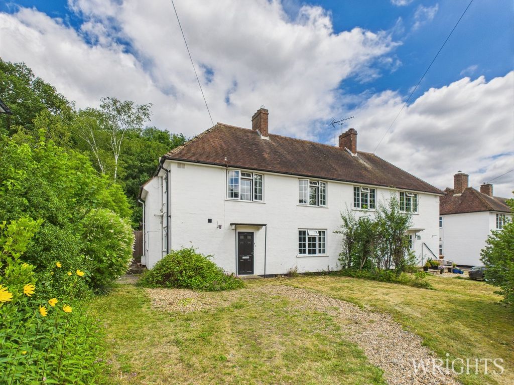 Property photo 2 of 30