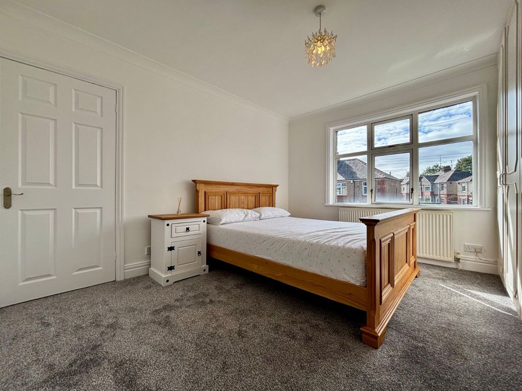 Property photo 2 of 24 Bedroom One