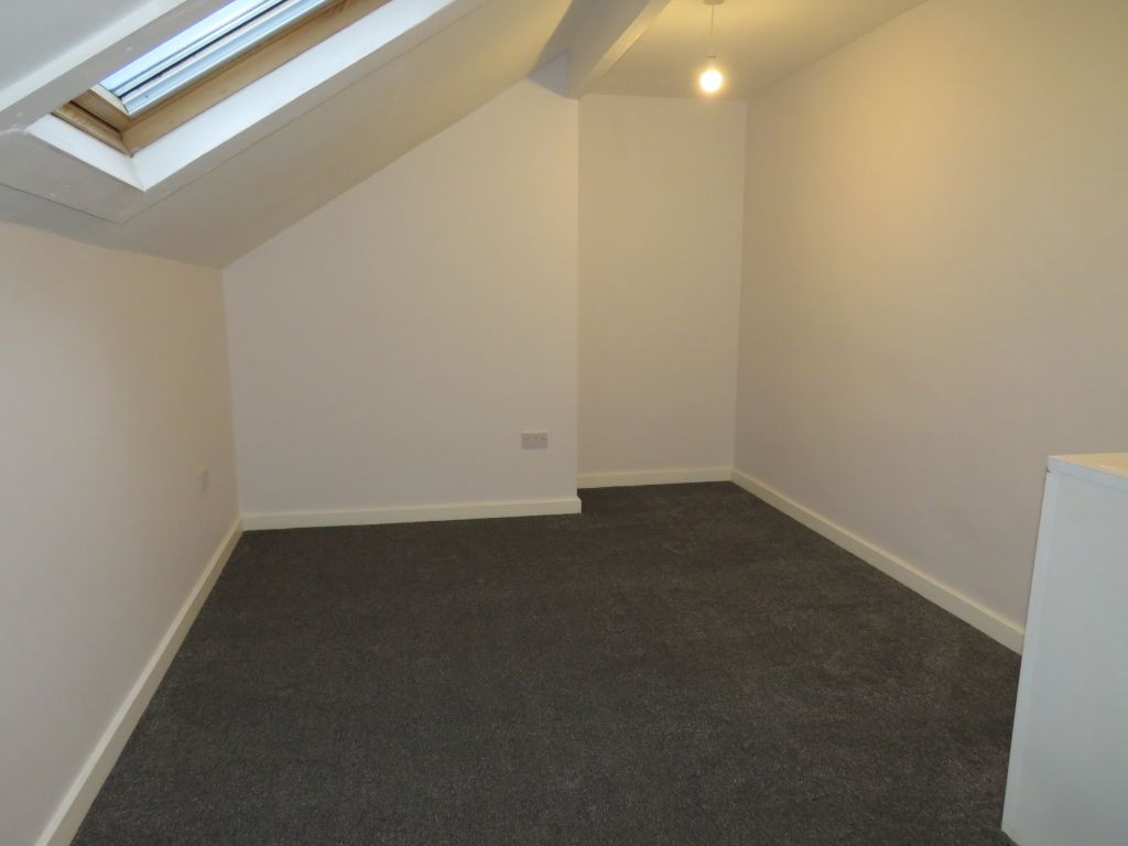 Property photo 3 of 8 Image