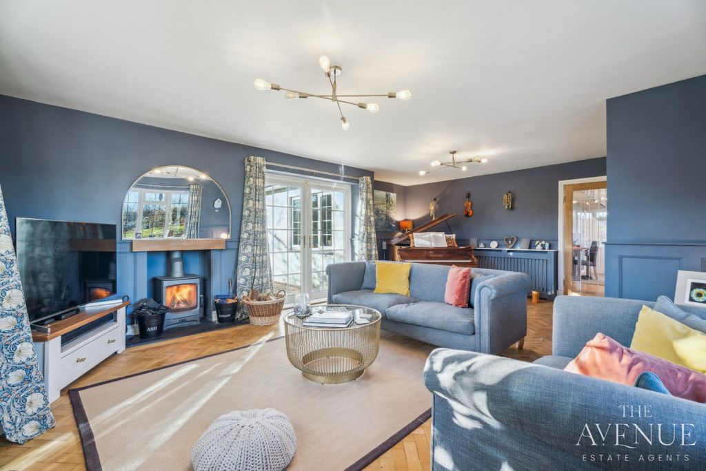 Property photo 2 of 24 4733394