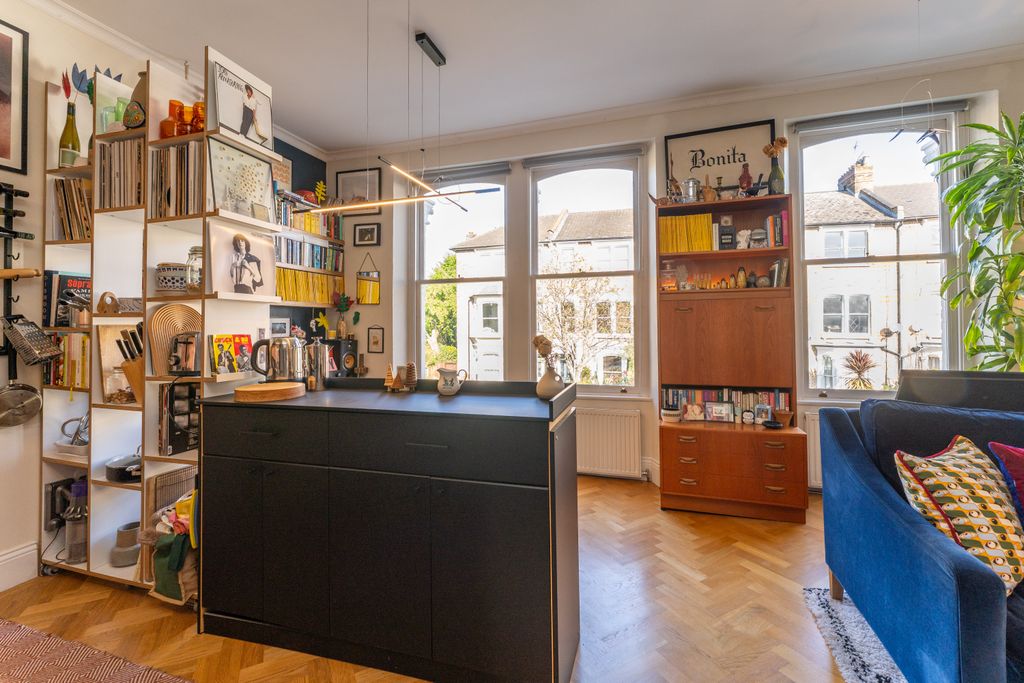 Property photo 1 of 19 Photo #1