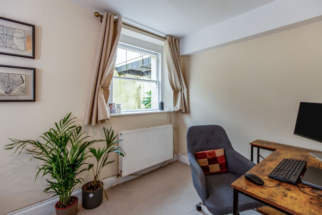 Additional image 10 of 2 bed flat for saleUpper East Hayes, Bath BA1