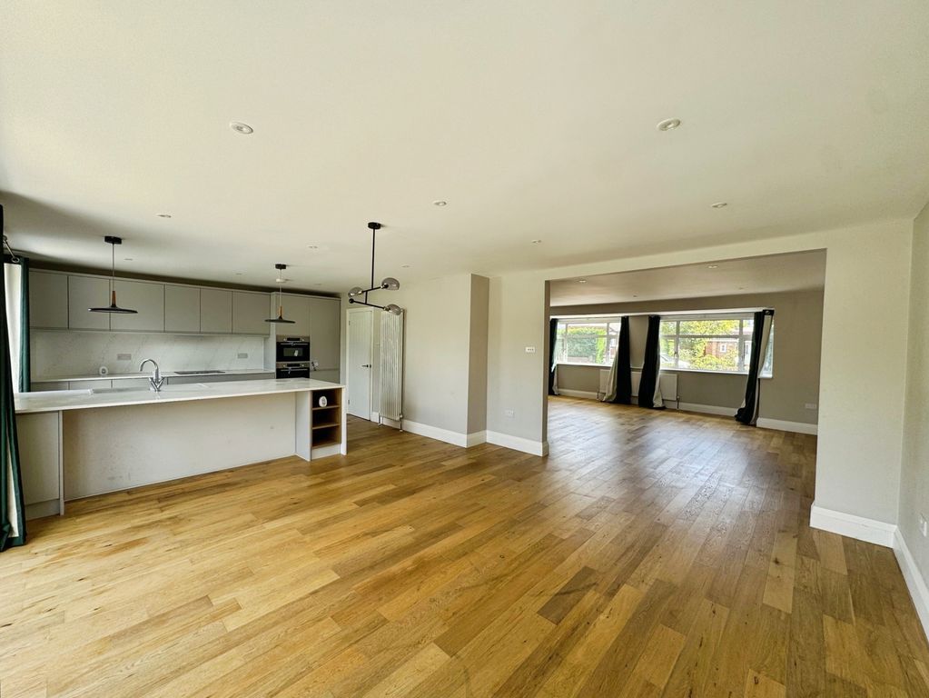 Property photo 2 of 15 Pbox-Img.Jpg