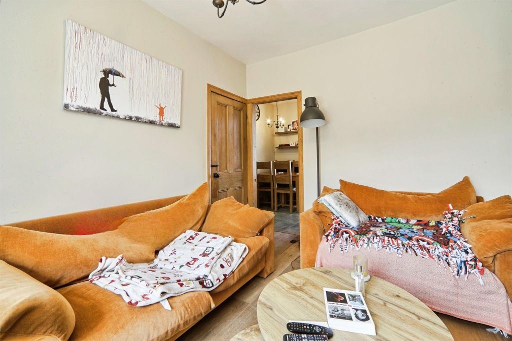 Property photo 3 of 17