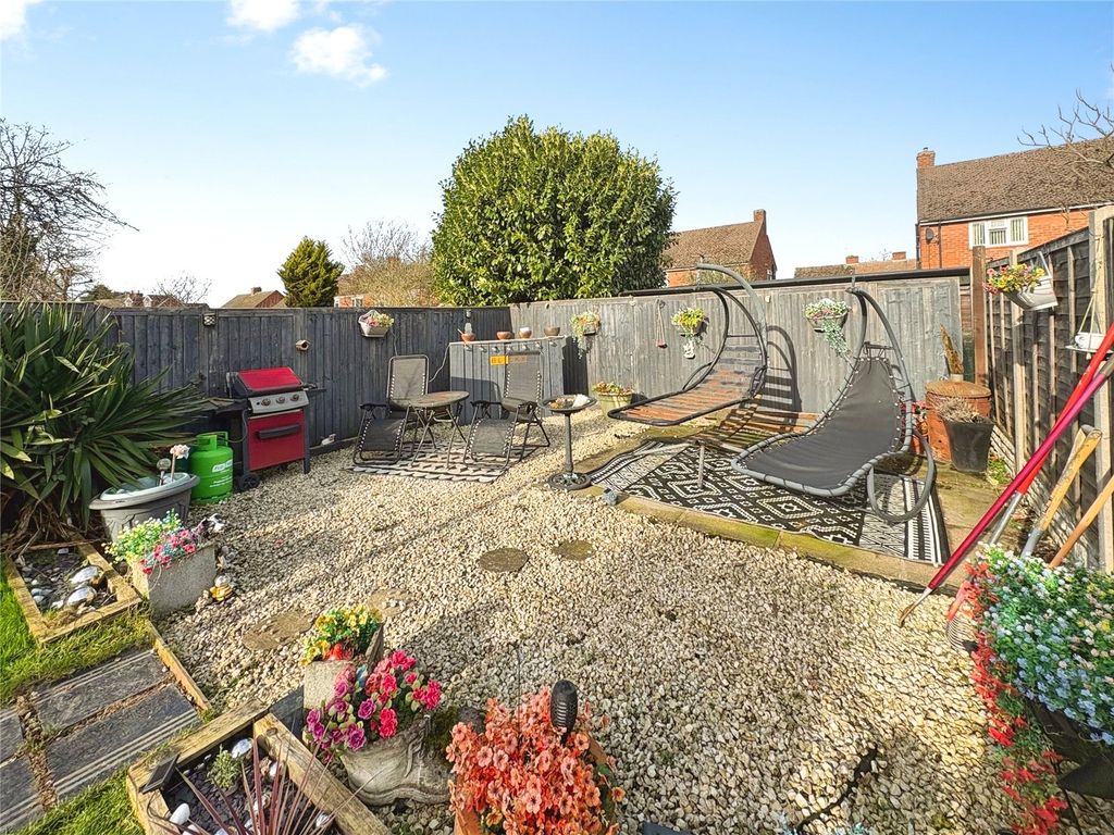 Property photo 2 of 16 Picture No. 02