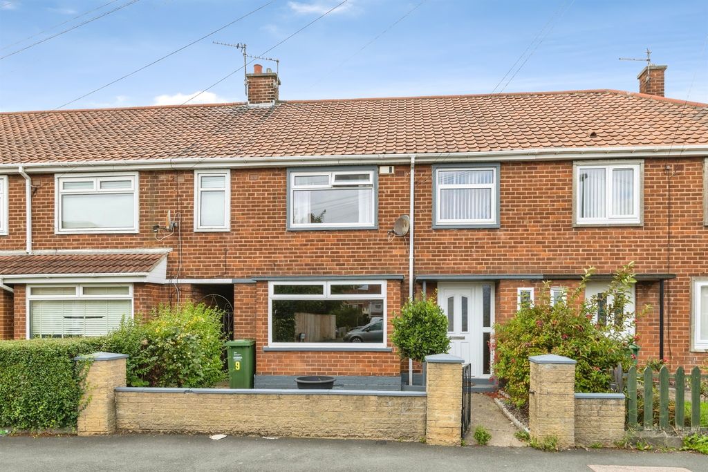 Property photo 1 of 16