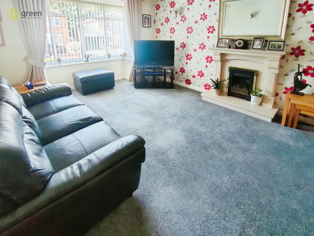 Property photo 2 of 31