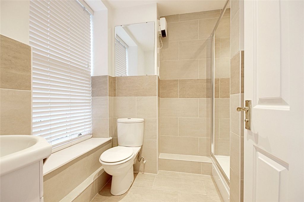 Property photo 3 of 12 Picture No. 15