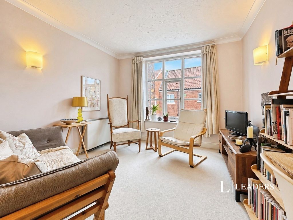 Property photo 2 of 10 Pbox-Img.Png