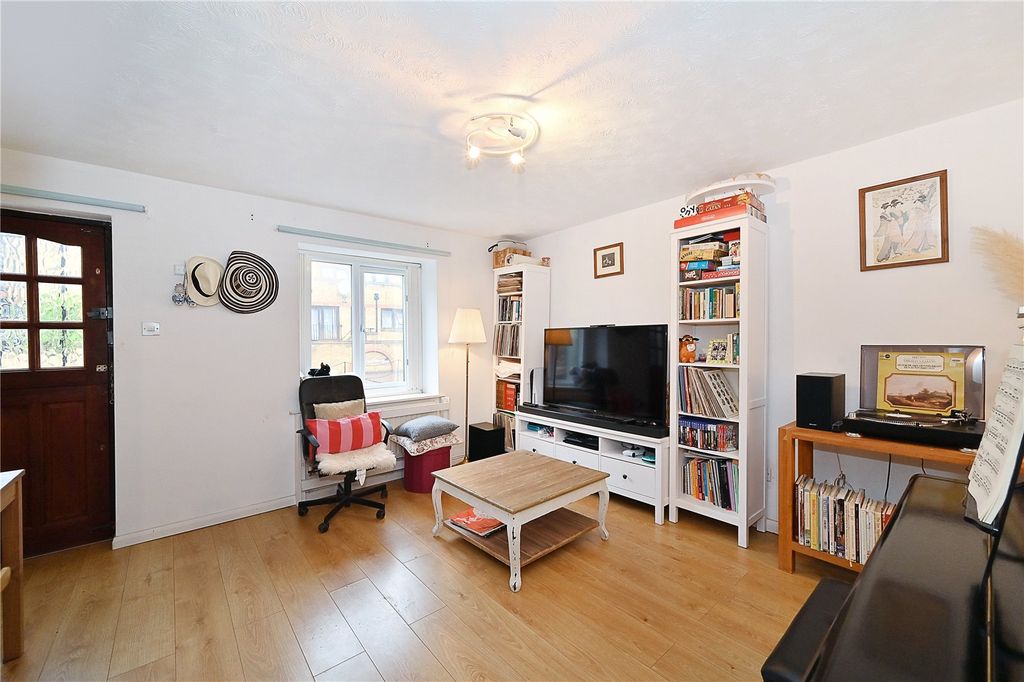Property photo 2 of 13 Picture No. 09