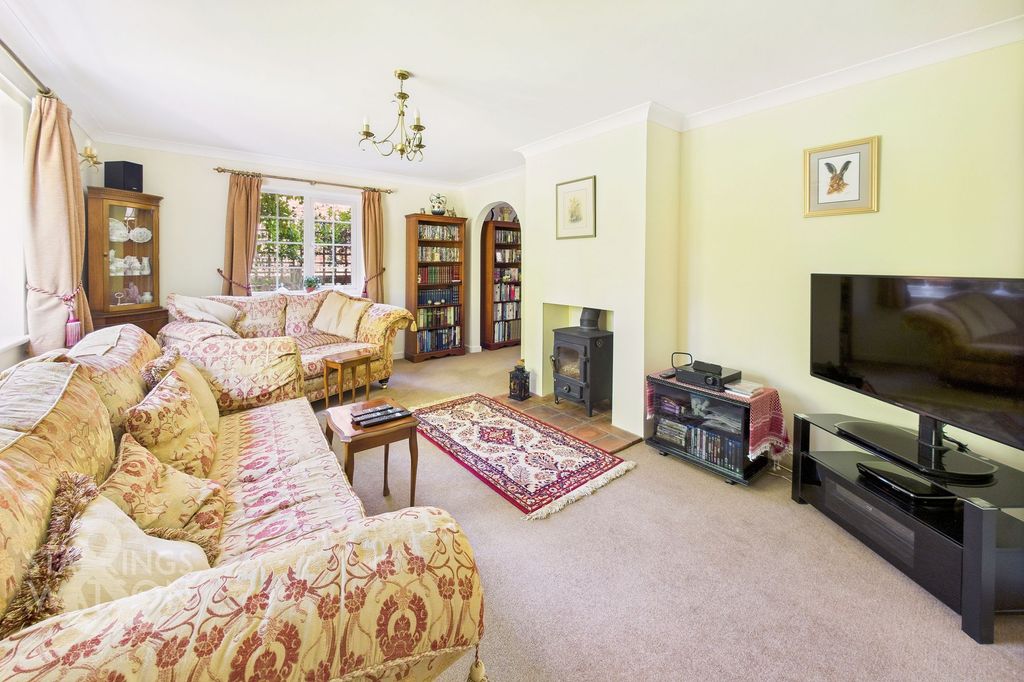 Property photo 3 of 31