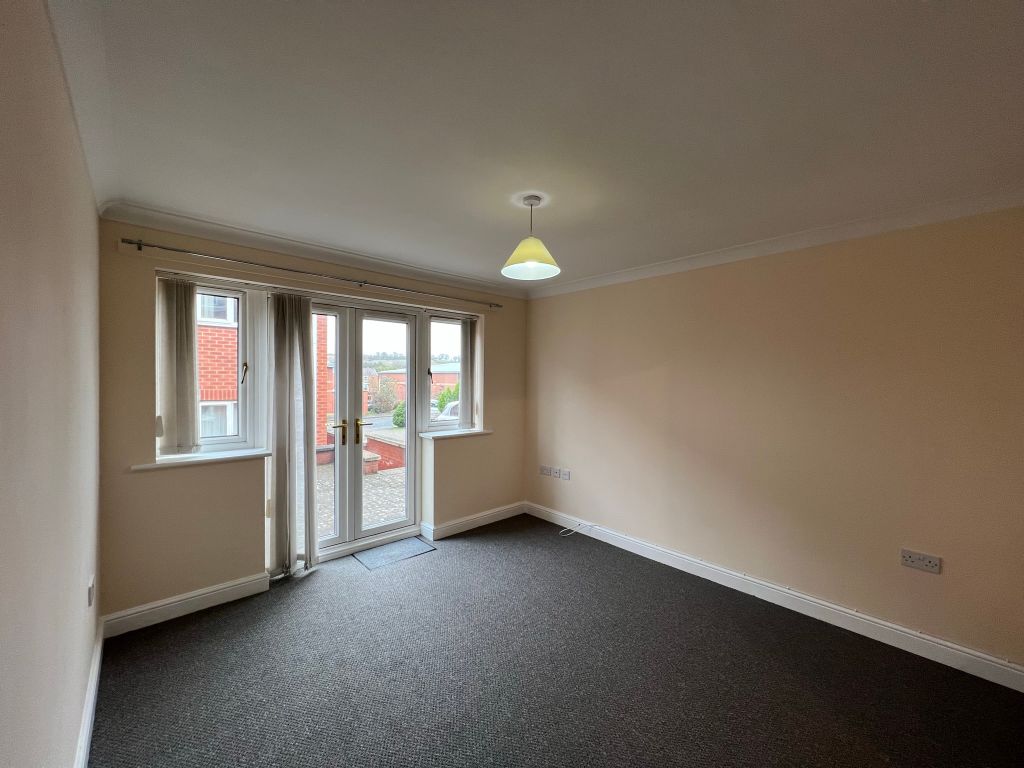 Property photo 3 of 6