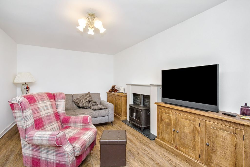 Property photo 2 of 12 Property Image 2