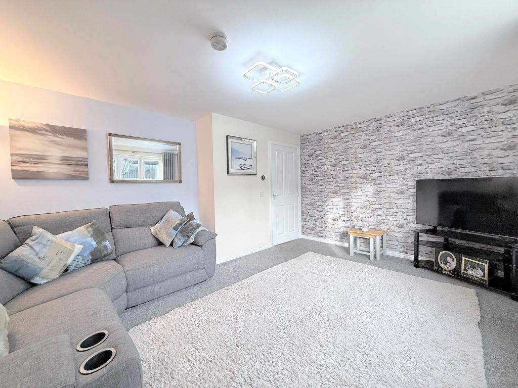 Property photo 3 of 29