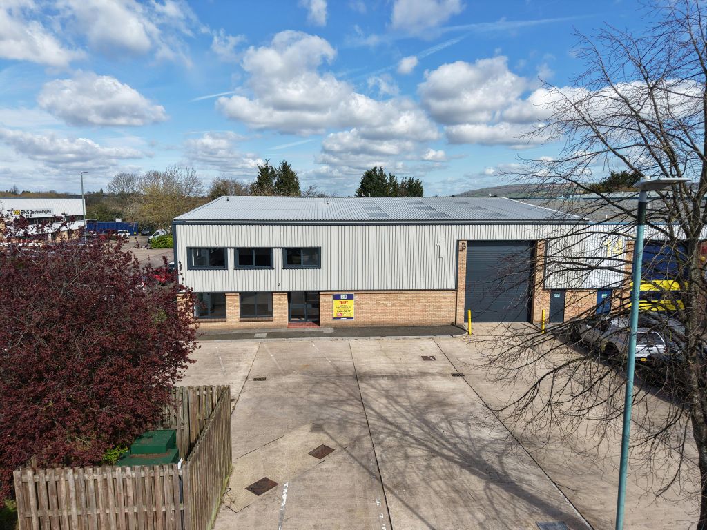 Property photo 1 of 4 Front External