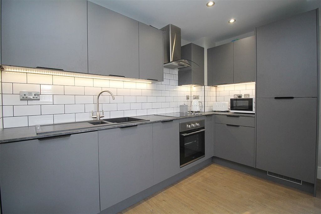 Property photo 1 of 24 Kitchen