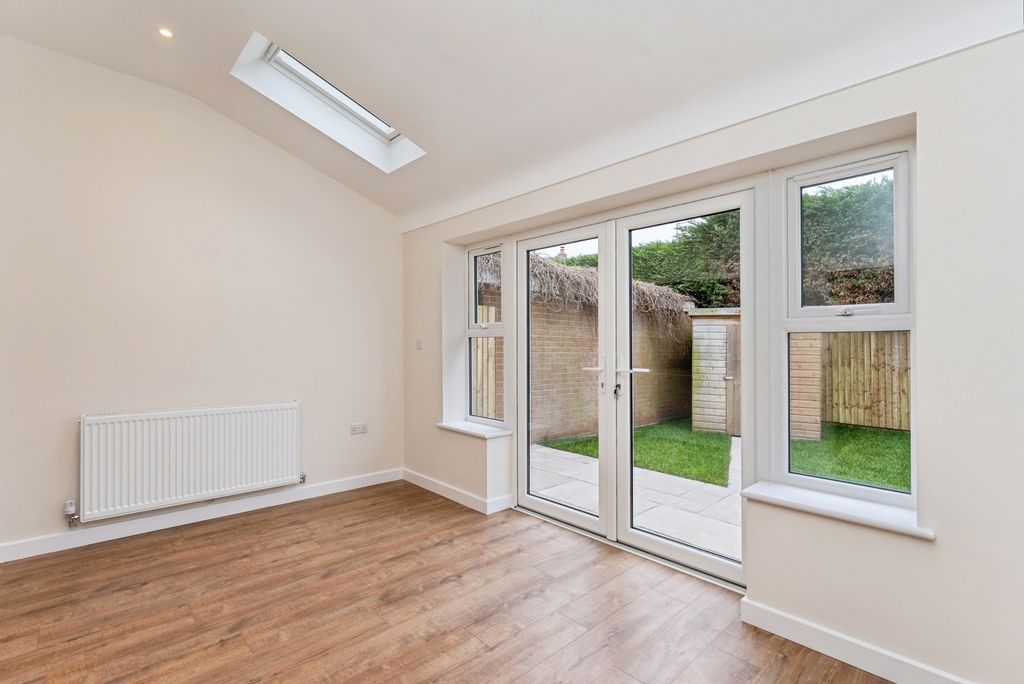 Additional image 8 of 3 bed detached house to rentColliery Green Court, Neston CH64