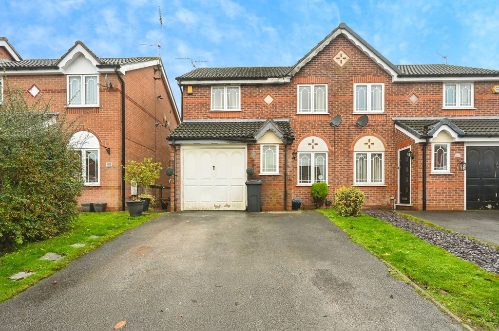 Property photo 1 of 15 Front View