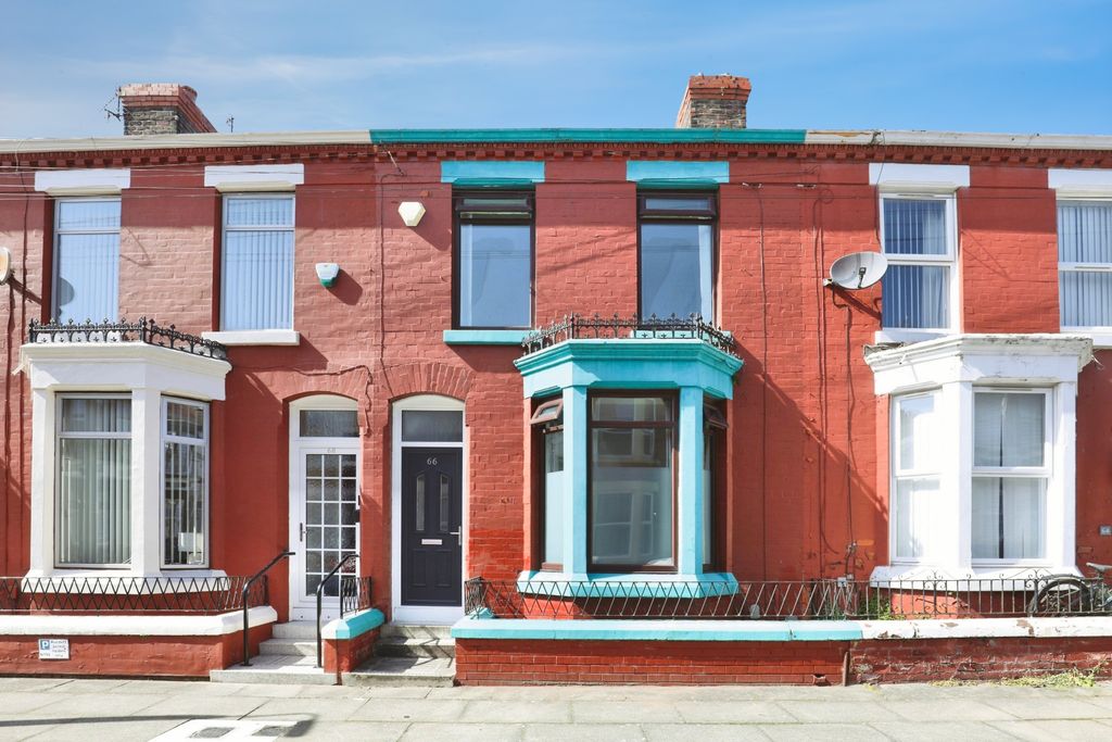Property photo 1 of 14 Front