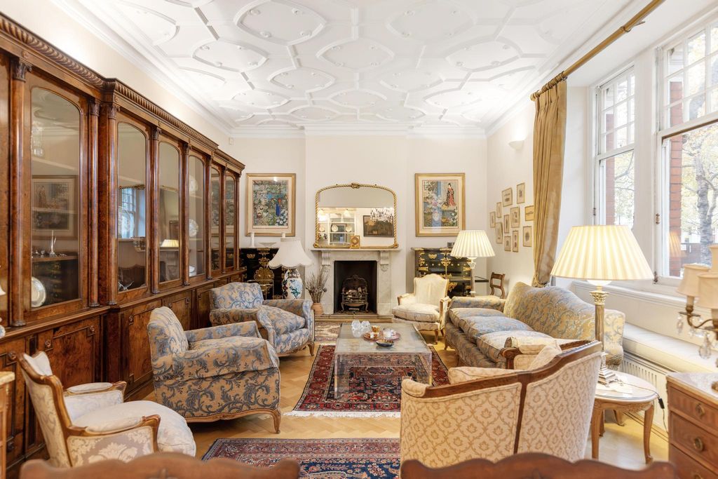 Property photo 2 of 21 Image