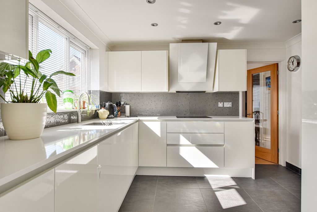 Property photo 2 of 29 Dsc_0064-Dsc_0066