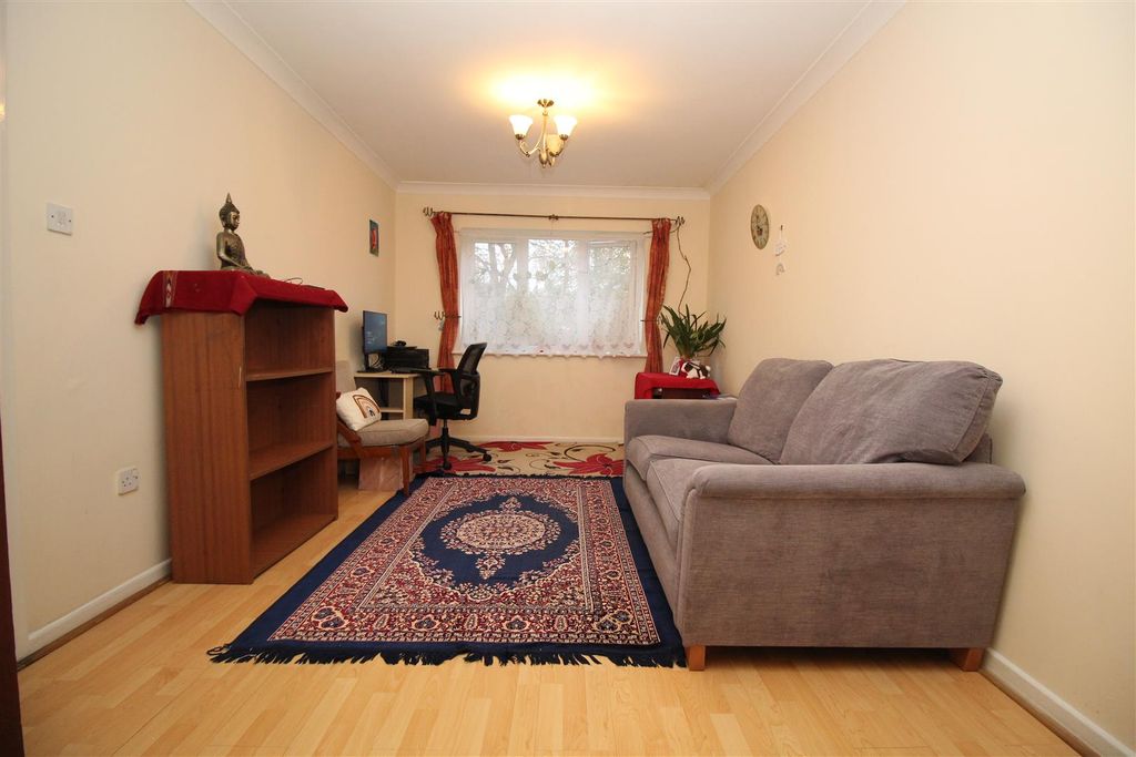 Property photo 3 of 6 F.Jpg