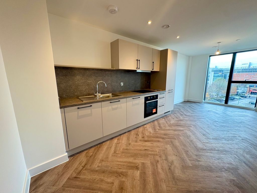 Property photo 2 of 9 Kitchen