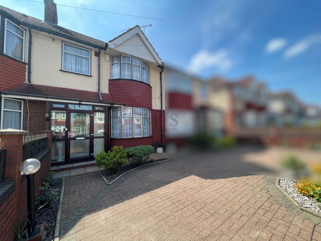 Property photo 3 of 49 Photo 3