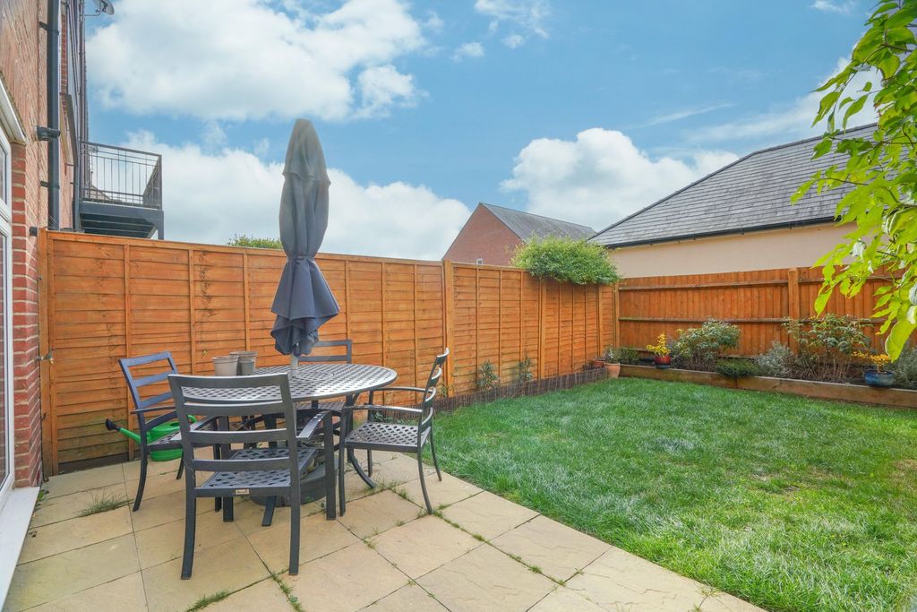 Property photo 2 of 21 2