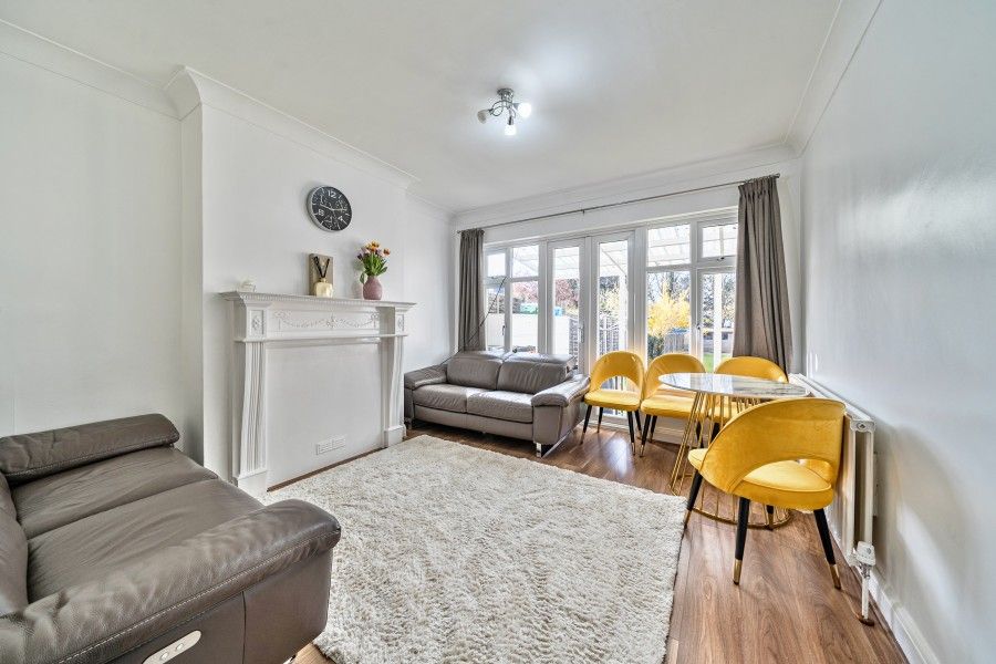 Property photo 2 of 19