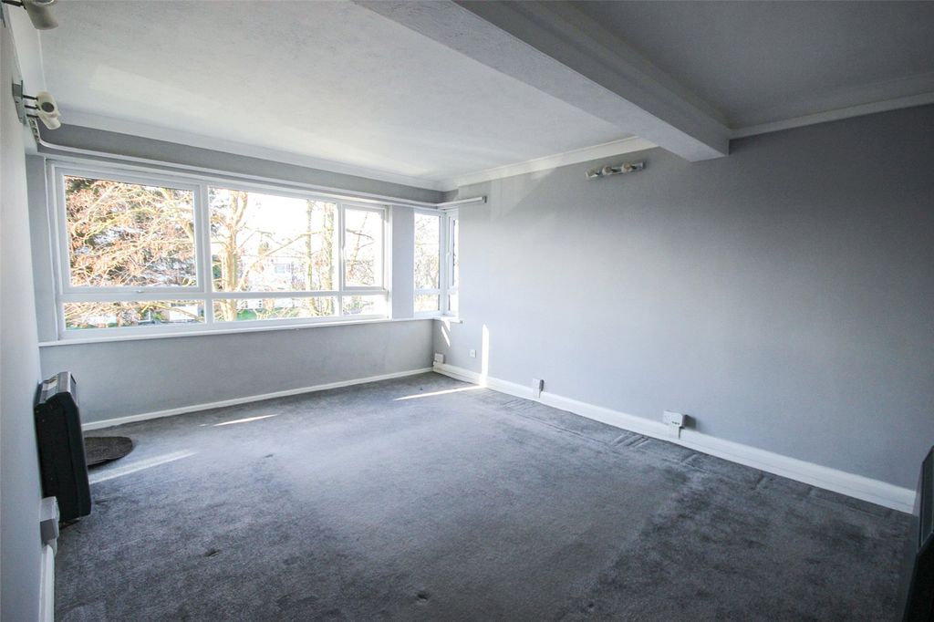 Property photo 2 of 15 Picture No. 08