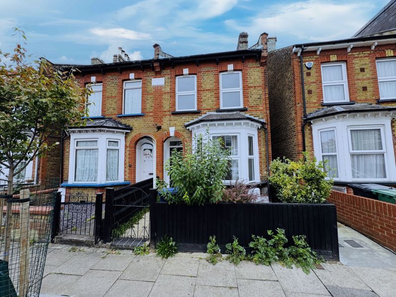 Property photo 1 of 10 Photo 10