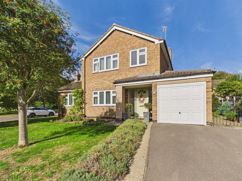 Property photo 1 of 20 Willoughby Drive, Empingham