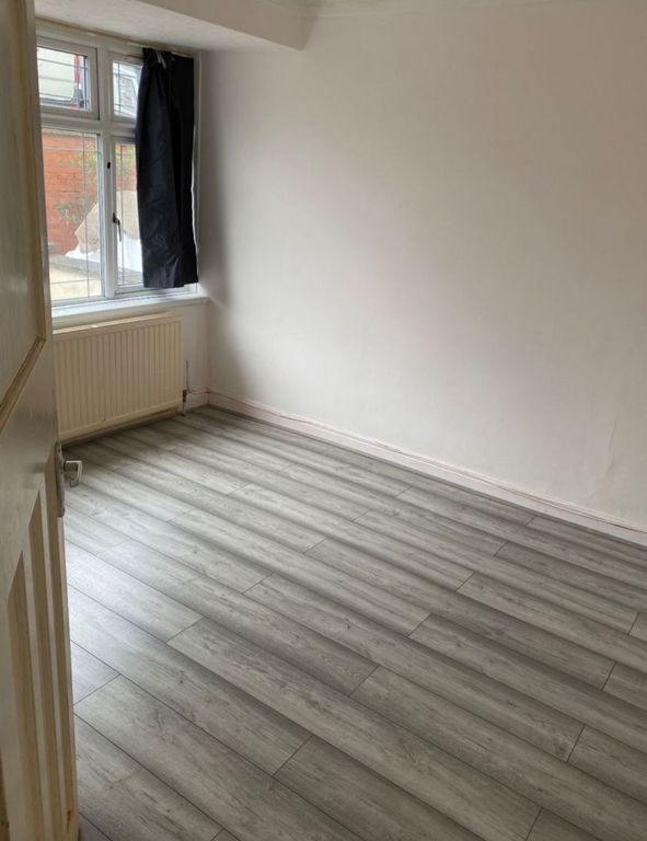 Property photo 3 of 5 Whatsapp Image 2026-03-01 At 12.47.35 (3)