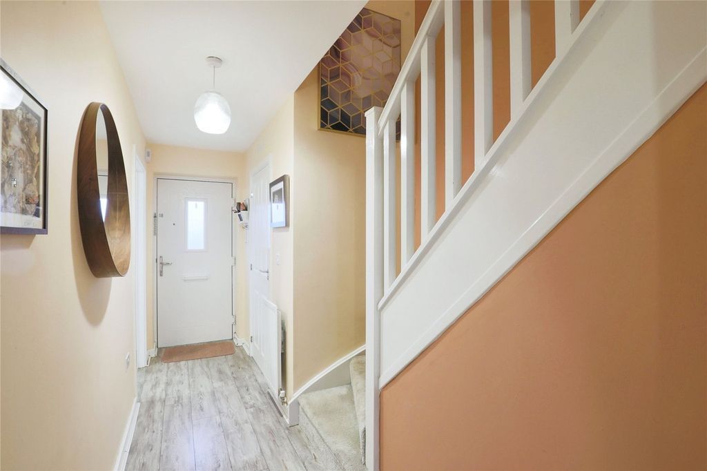 Property photo 2 of 17 Photography