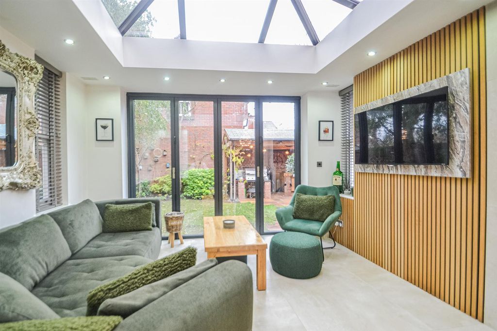 Property photo 3 of 41 Family Room