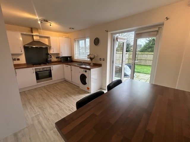 Property photo 2 of 24