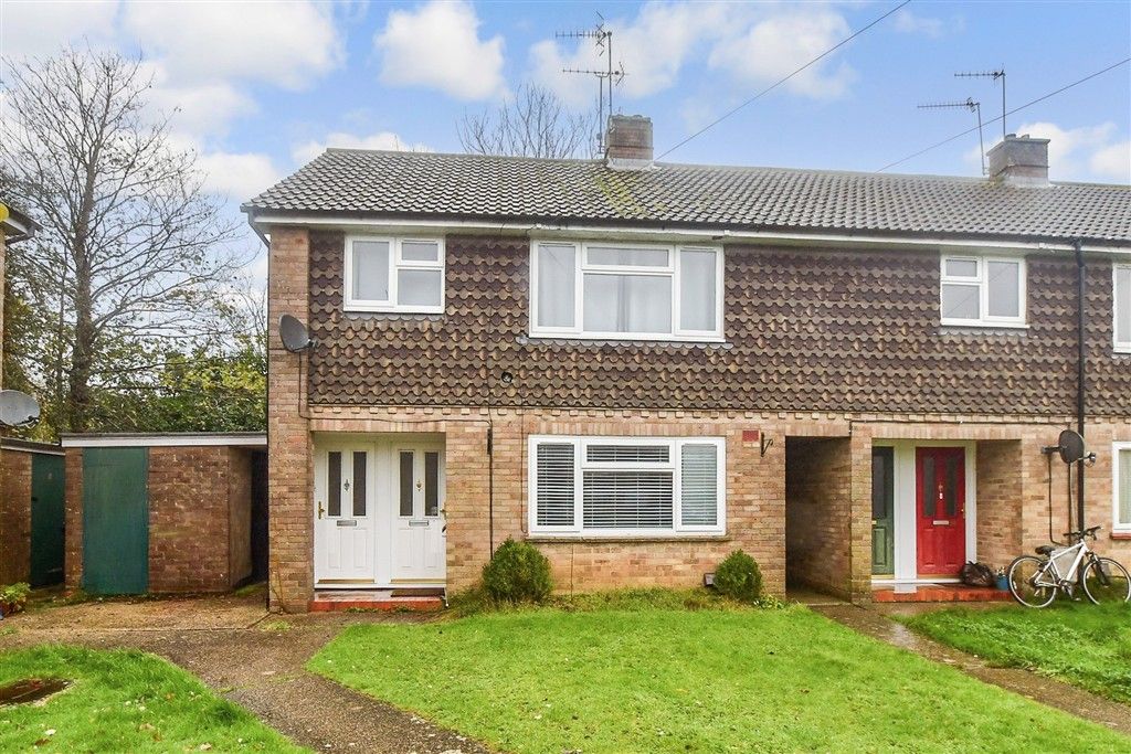 Property photo 3 of 11 Front Web *