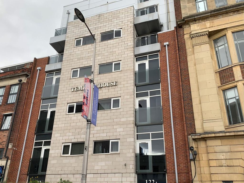 Property photo 1 of 6 Front (Exterior)