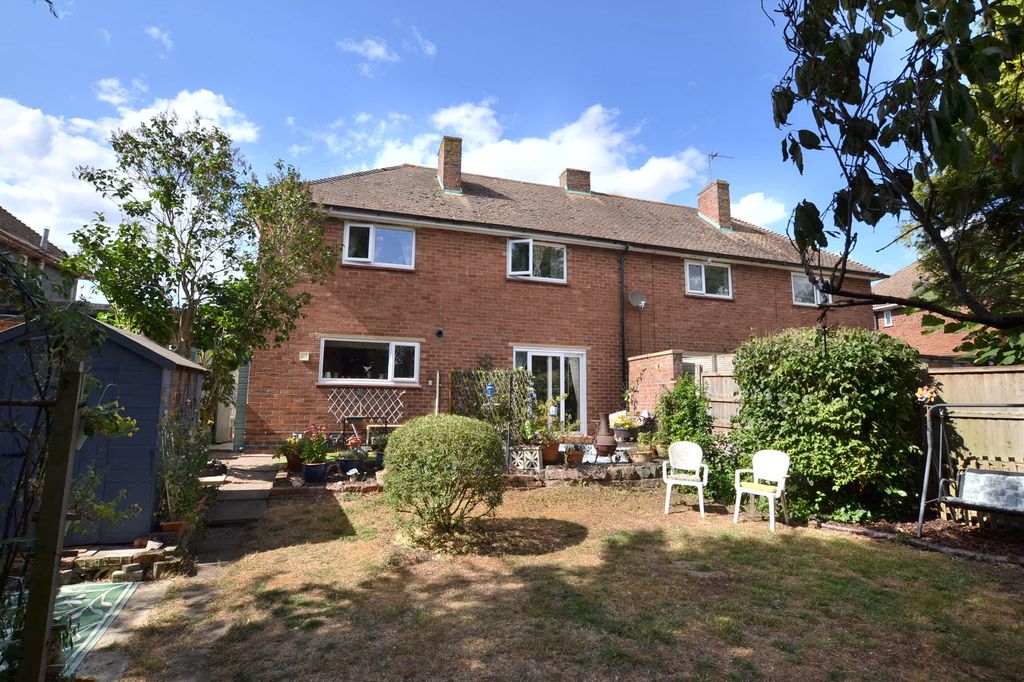 Property photo 2 of 21