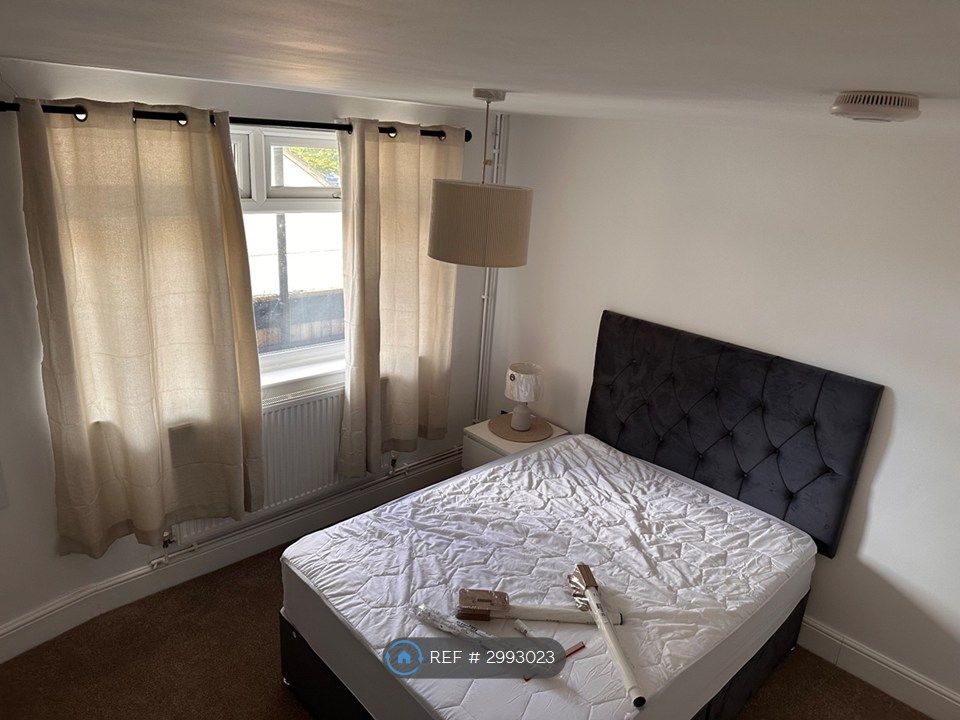 Property photo 3 of 3