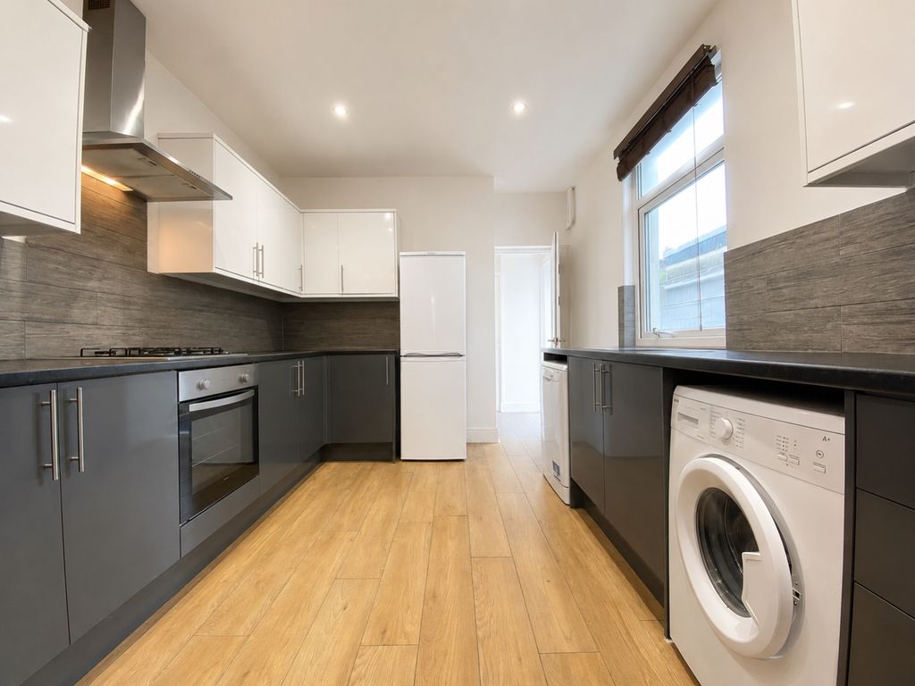 Property photo 3 of 10 Call 02920 454555 To Secure Your Viewing_12