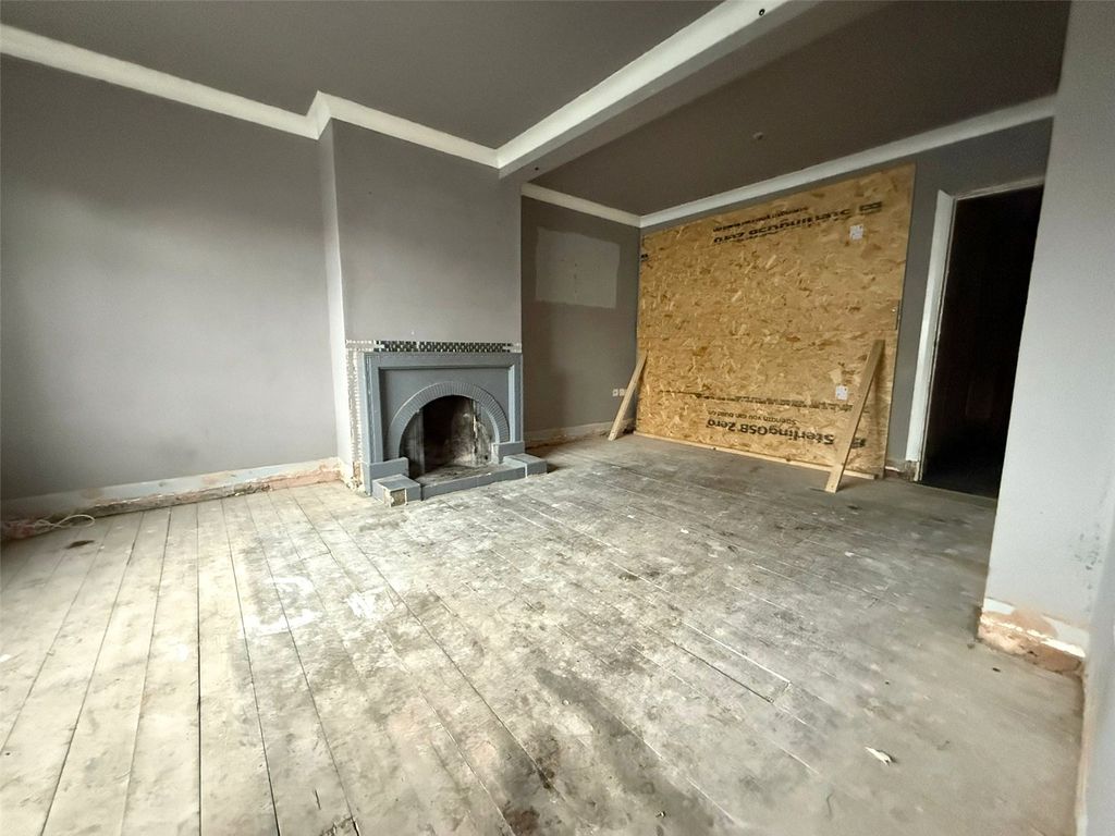 Property photo 2 of 25 Picture No. 17