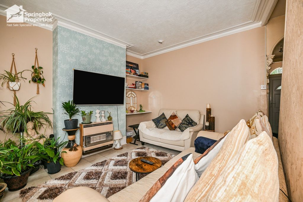 Property photo 3 of 15 Image 2