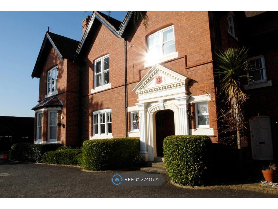 Property photo 2 of 24