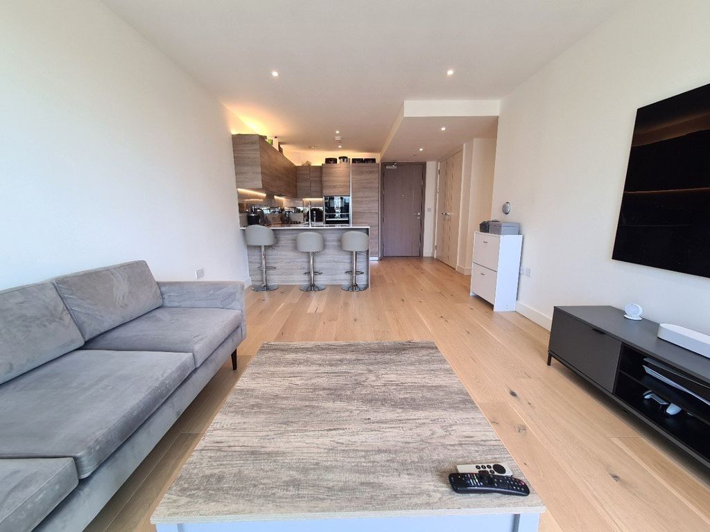 Property photo 1 of 18 Two Bedroom Flat For Sale