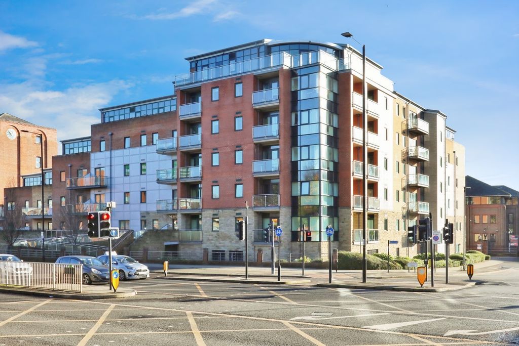 Property photo 1 of 17 Pbox-Img.Jpg